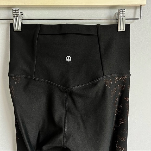 Lululemon Mapped out Camo leggings in black/ burnt orange G77 - Picture 8 of 10